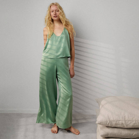 Washable Silk Tee Pant Set in Frosted Crocus
