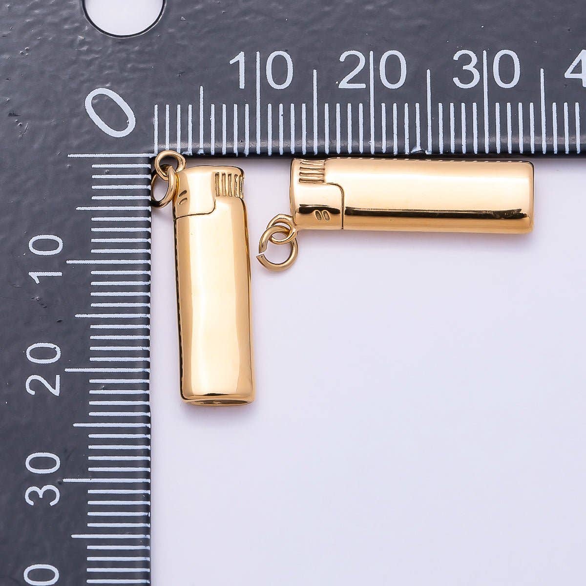 PVD Gold Stainless Steel 23mm Cigarette Lighter 3D Multidimensional Charm | Charms-01016